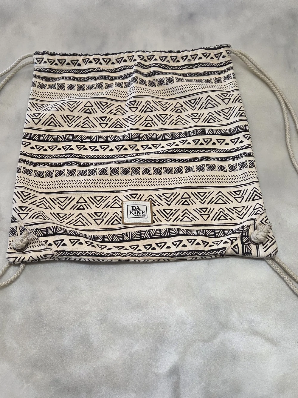 Dakine Cream & Black Aztec-Pattern Drawstring Bag